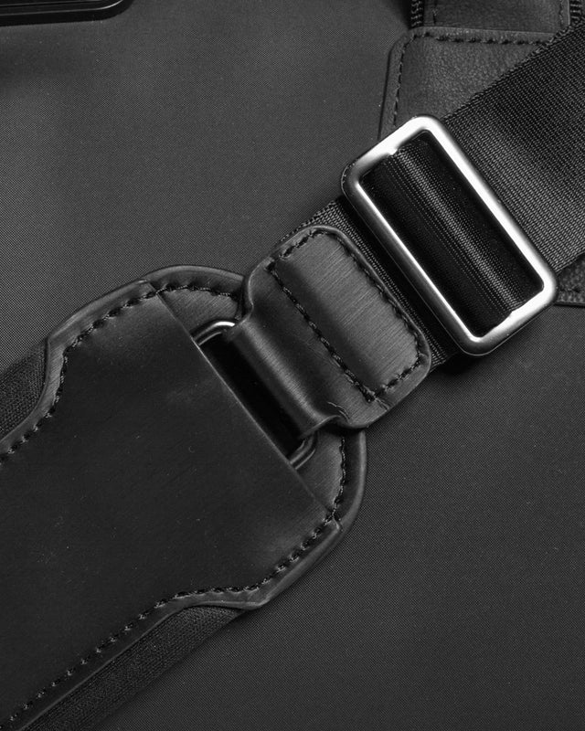 Dual purpose- Duffle + Garment Bag